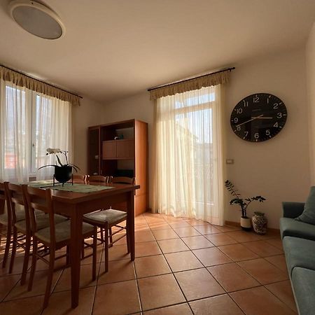 Appartamenti Baia Azzurra 3. Торболе Экстерьер фото