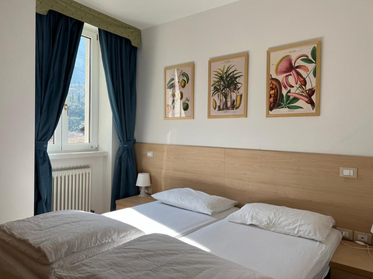 Appartamenti Baia Azzurra 3. Торболе Экстерьер фото